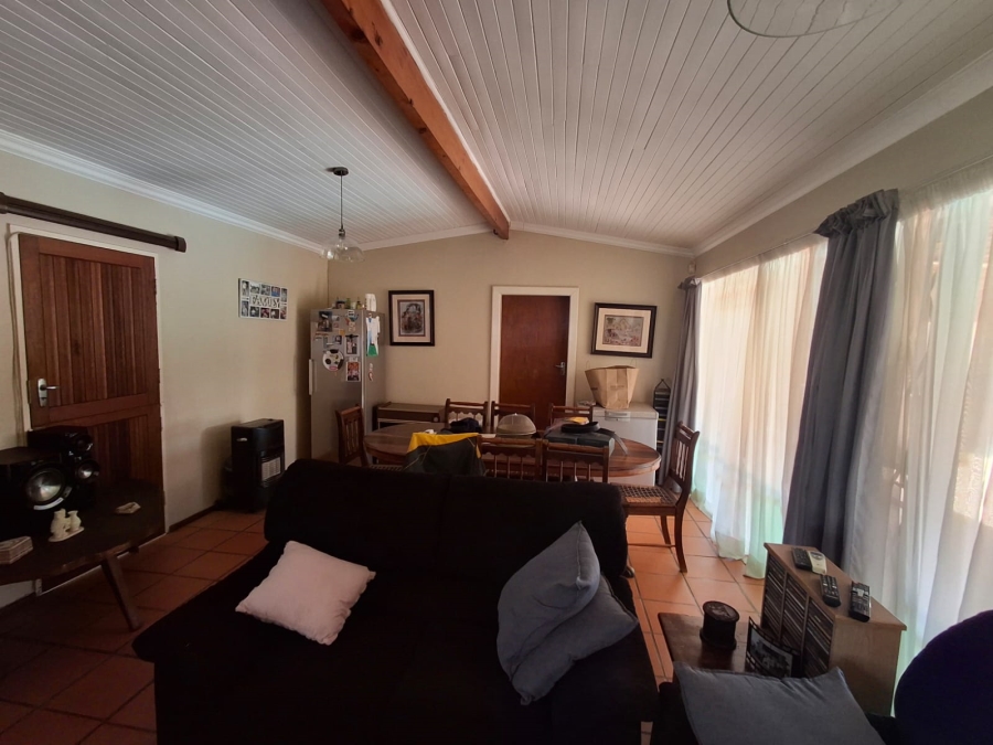 4 Bedroom Property for Sale in Tileba Gauteng