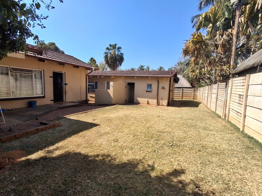 4 Bedroom Property for Sale in Tileba Gauteng