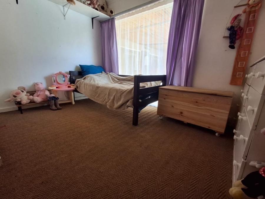 4 Bedroom Property for Sale in Tileba Gauteng