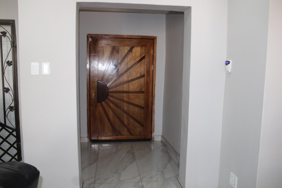 4 Bedroom Property for Sale in Lenasia South Gauteng