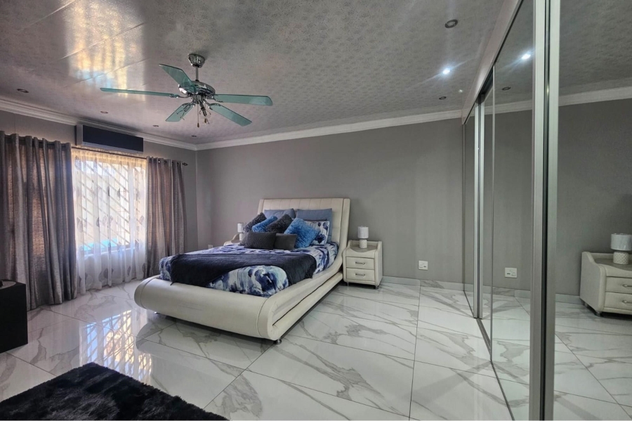 4 Bedroom Property for Sale in Lenasia South Gauteng