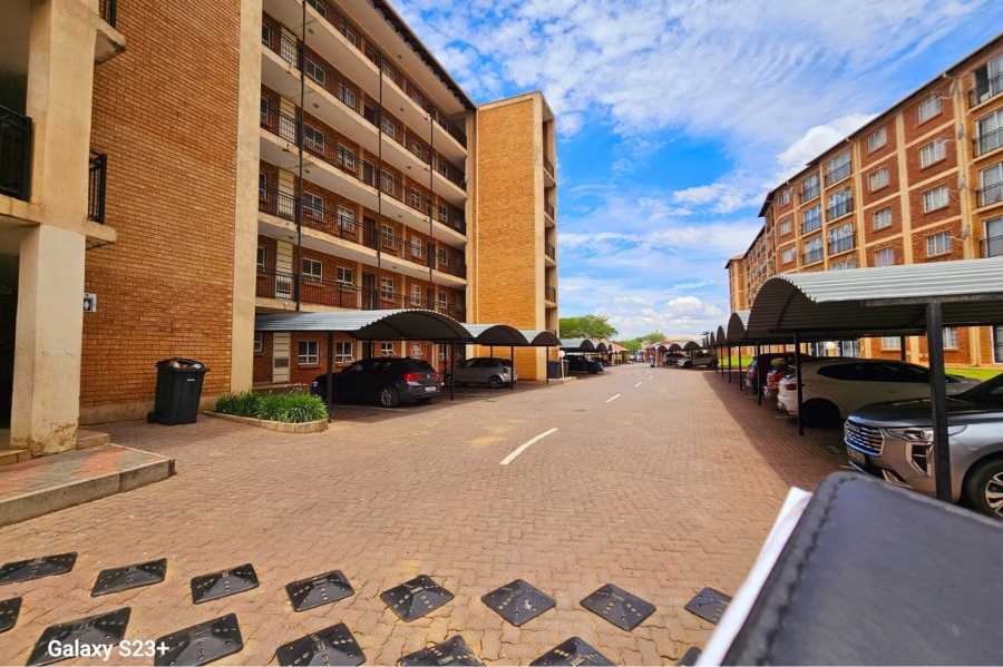 2 Bedroom Property for Sale in Karenpark Gauteng