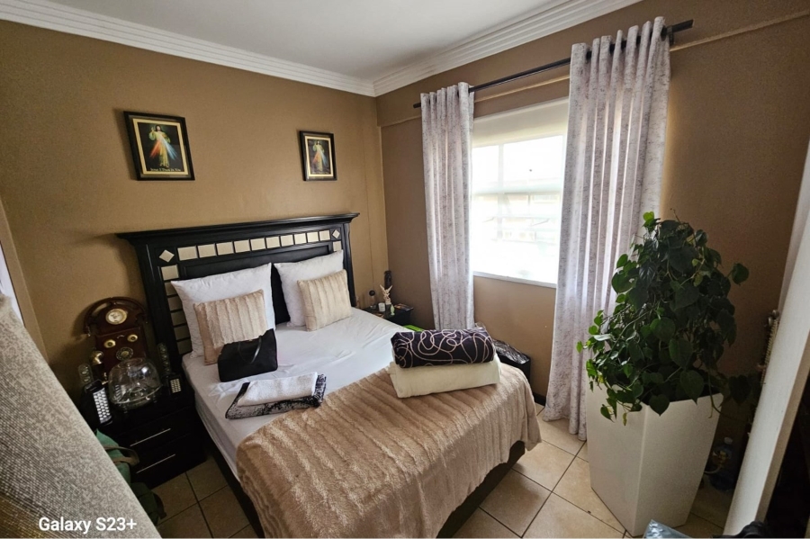 2 Bedroom Property for Sale in Karenpark Gauteng