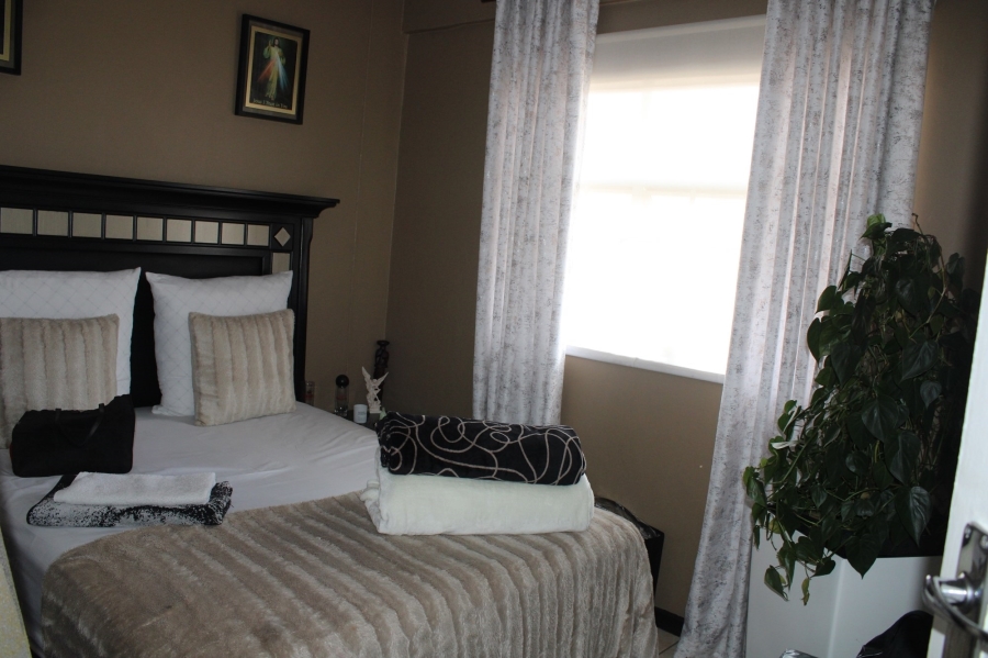 2 Bedroom Property for Sale in Karenpark Gauteng
