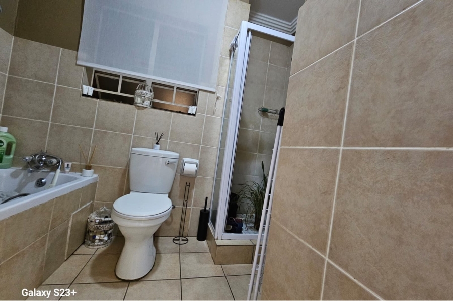 2 Bedroom Property for Sale in Karenpark Gauteng