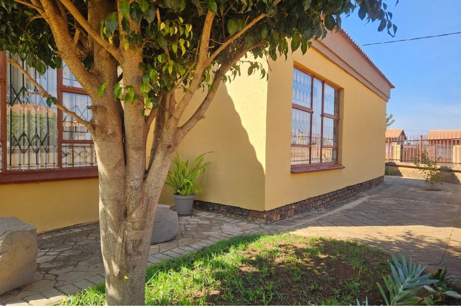 2 Bedroom Property for Sale in Soshanguve South Ext 1 Gauteng