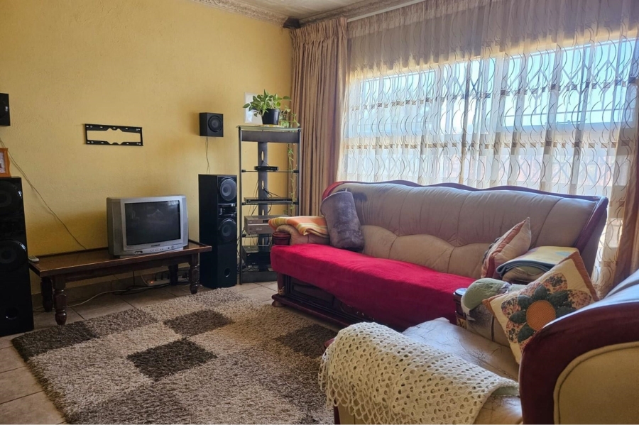 2 Bedroom Property for Sale in Soshanguve South Ext 1 Gauteng