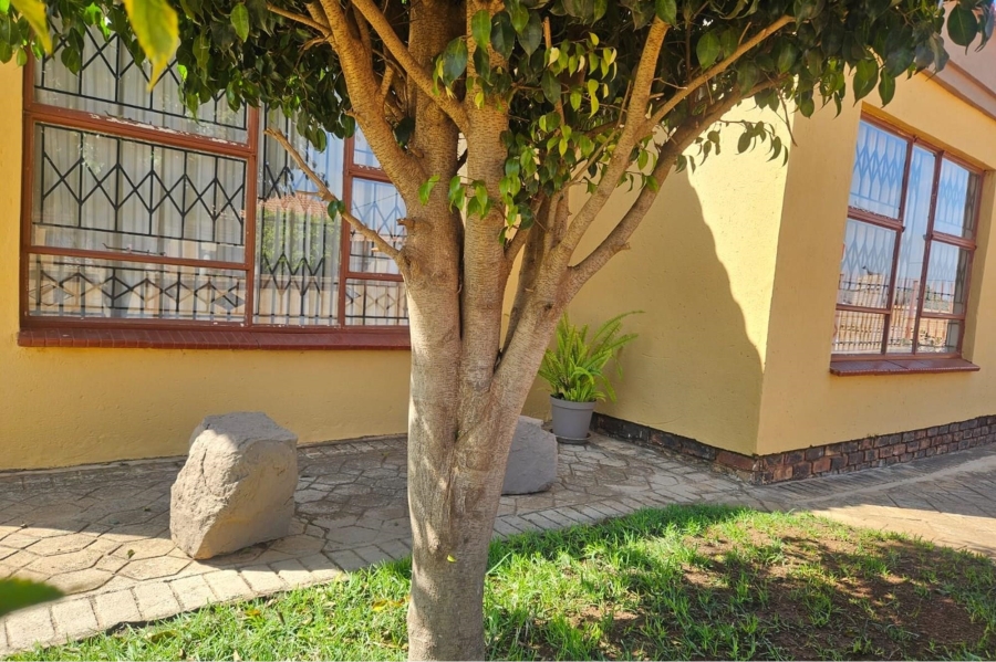 2 Bedroom Property for Sale in Soshanguve South Ext 1 Gauteng