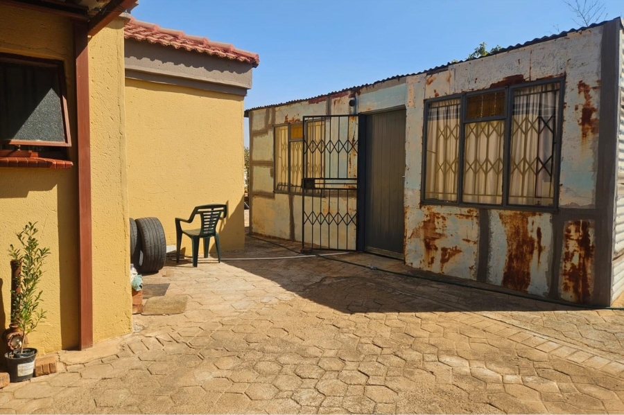 2 Bedroom Property for Sale in Soshanguve South Ext 1 Gauteng