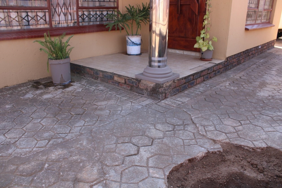2 Bedroom Property for Sale in Soshanguve South Ext 1 Gauteng