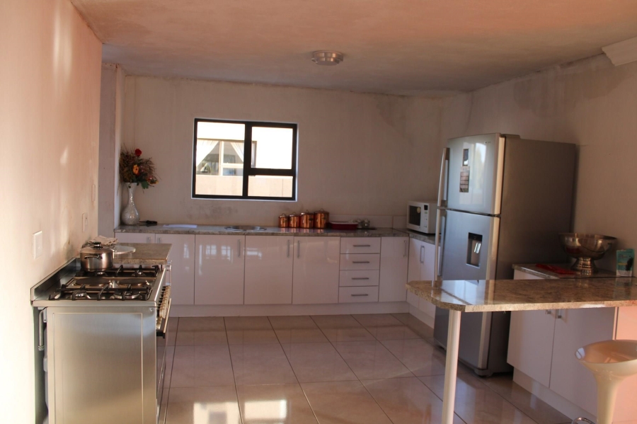 5 Bedroom Property for Sale in Theresa Park Gauteng