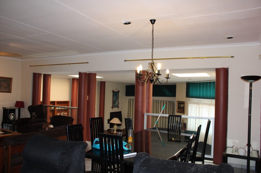 6 Bedroom Property for Sale in Amandasig Gauteng