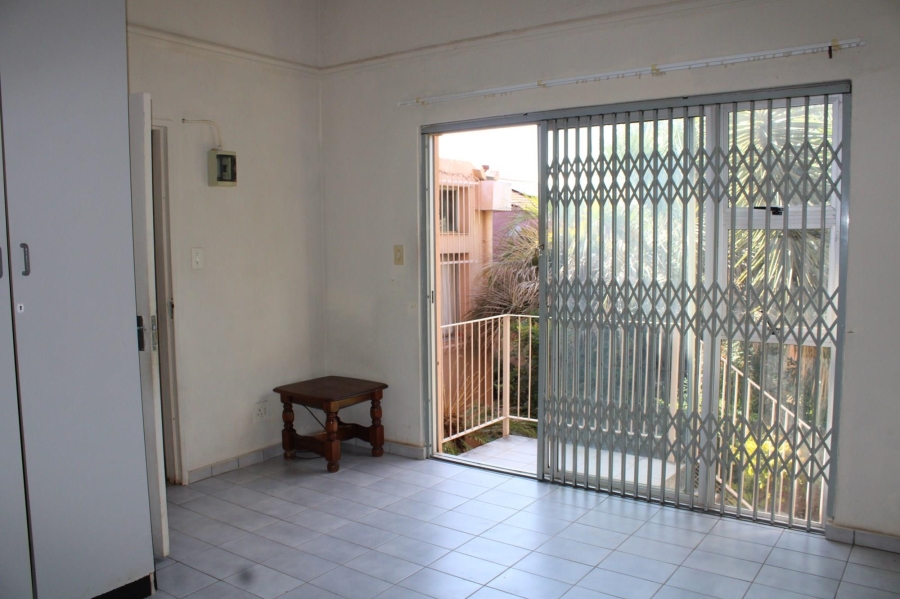 6 Bedroom Property for Sale in Amandasig Gauteng