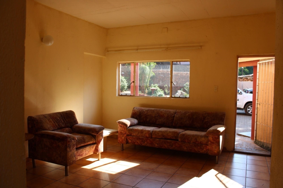 6 Bedroom Property for Sale in Amandasig Gauteng