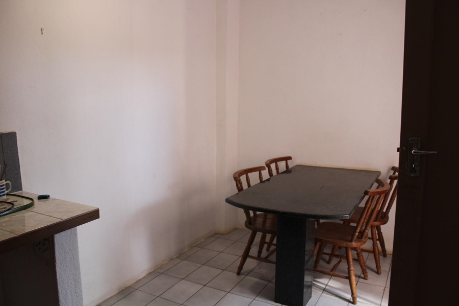 6 Bedroom Property for Sale in Amandasig Gauteng