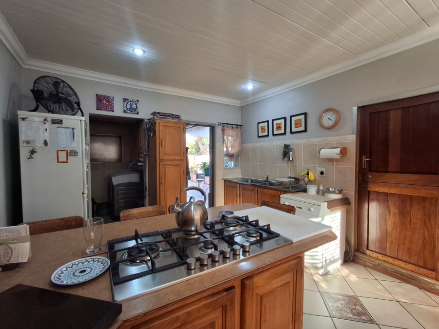 3 Bedroom Property for Sale in Tileba Gauteng