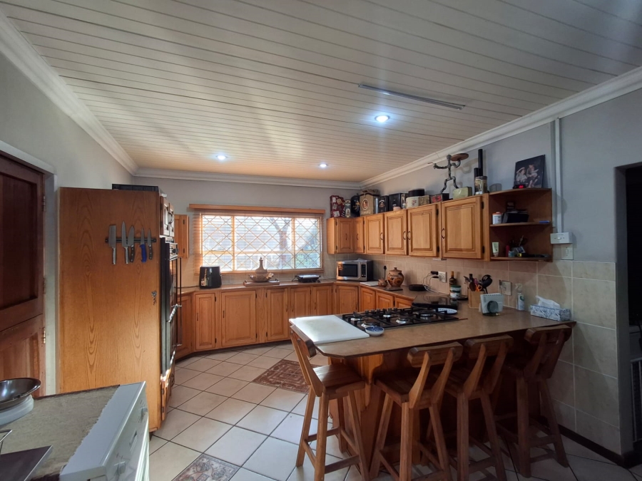 3 Bedroom Property for Sale in Tileba Gauteng