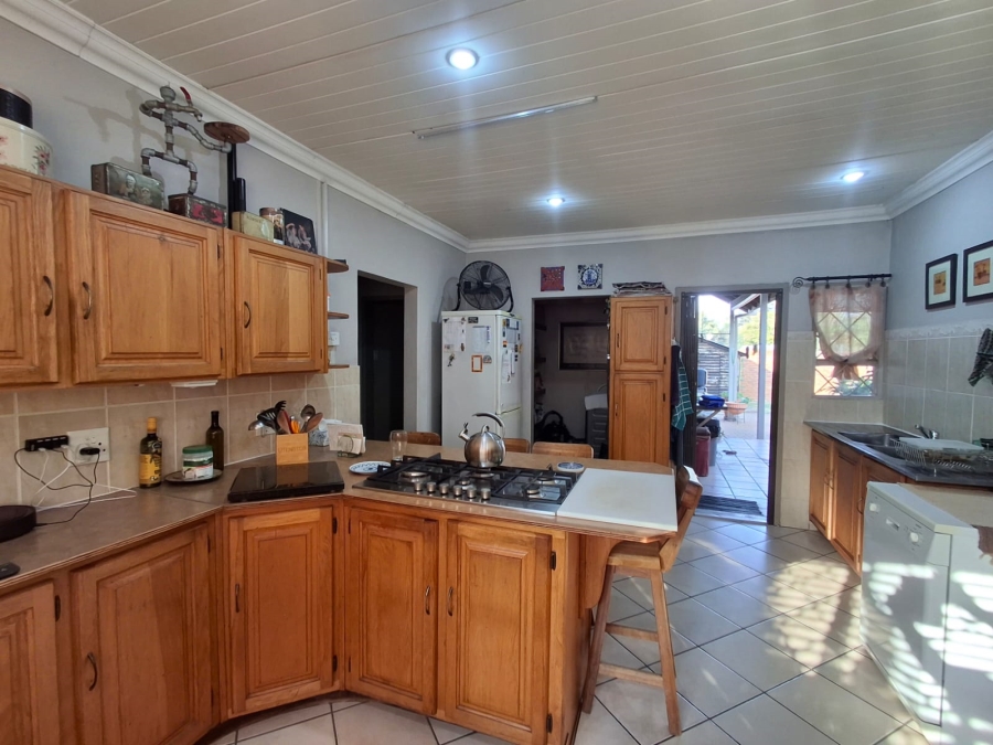 3 Bedroom Property for Sale in Tileba Gauteng