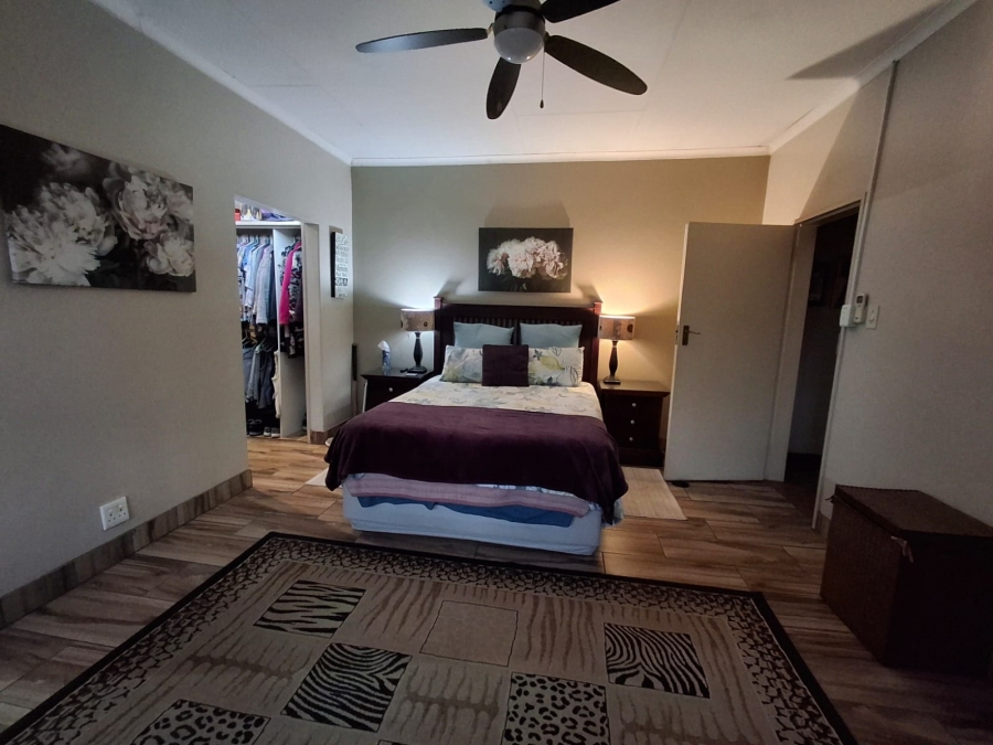 3 Bedroom Property for Sale in Tileba Gauteng