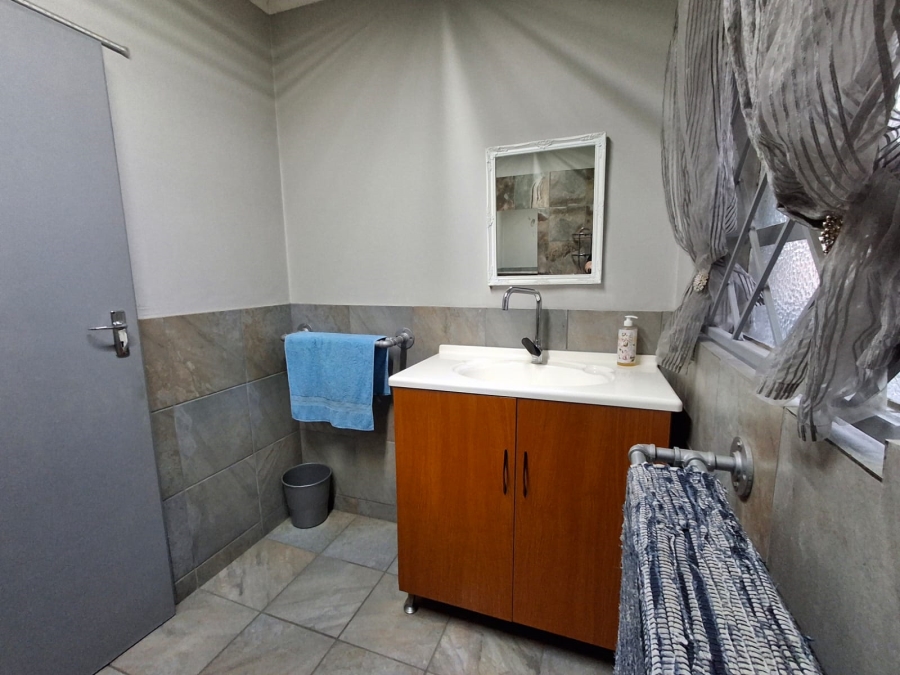 3 Bedroom Property for Sale in Tileba Gauteng