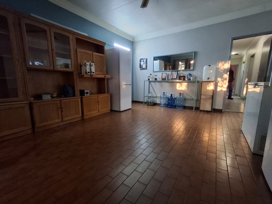 3 Bedroom Property for Sale in Tileba Gauteng