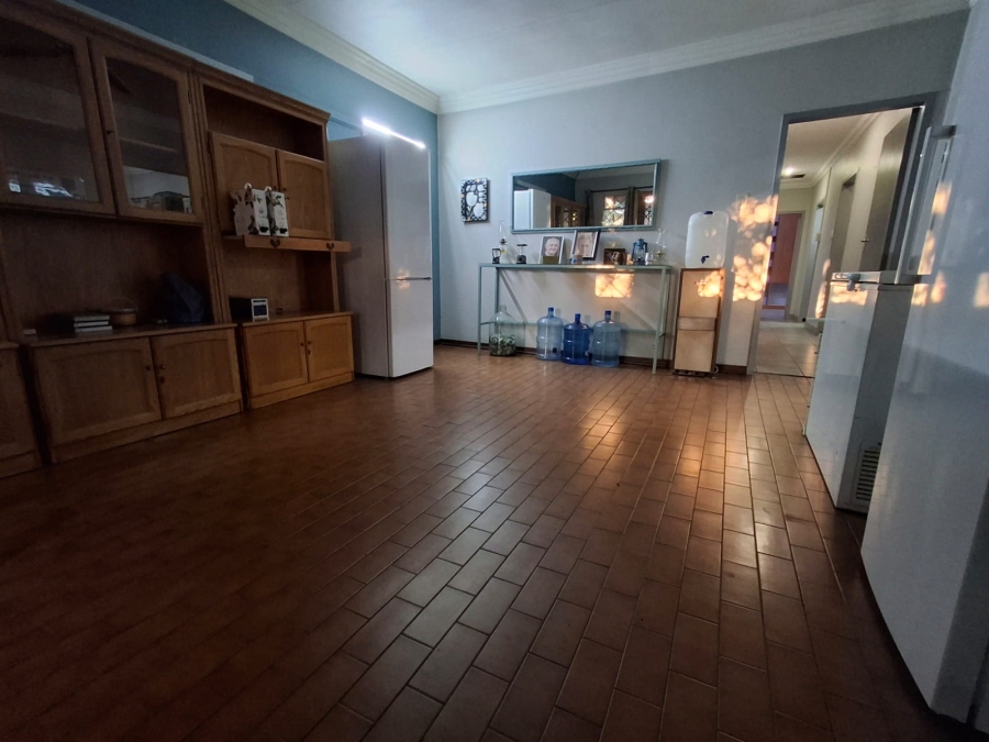 3 Bedroom Property for Sale in Tileba Gauteng