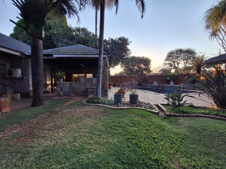 3 Bedroom Property for Sale in Tileba Gauteng