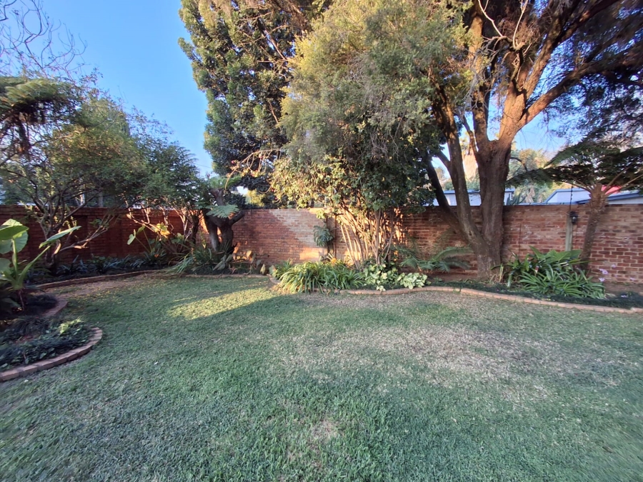 3 Bedroom Property for Sale in Tileba Gauteng