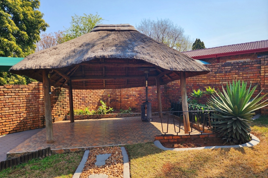 3 Bedroom Property for Sale in Valhalla Gauteng