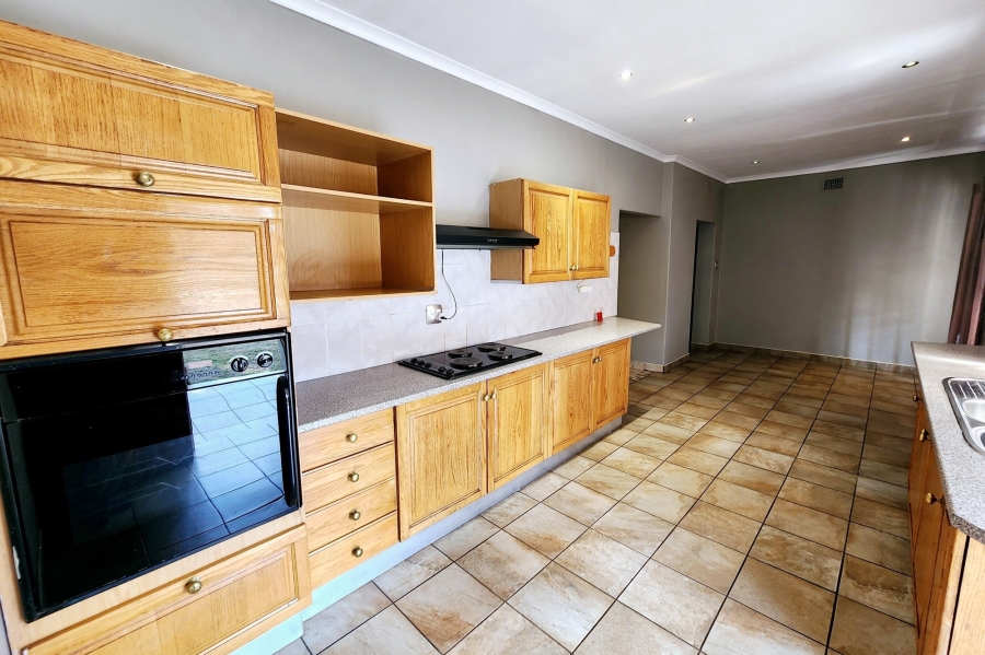 3 Bedroom Property for Sale in Valhalla Gauteng