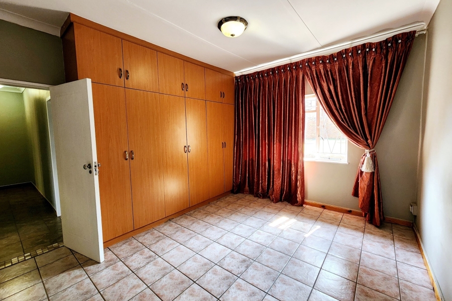 3 Bedroom Property for Sale in Valhalla Gauteng