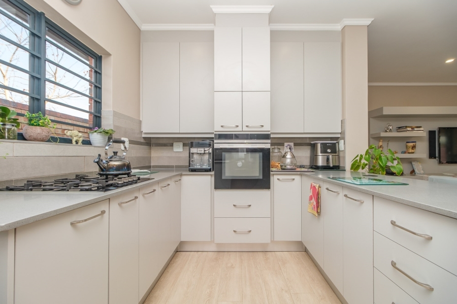 3 Bedroom Property for Sale in North Riding AH Gauteng