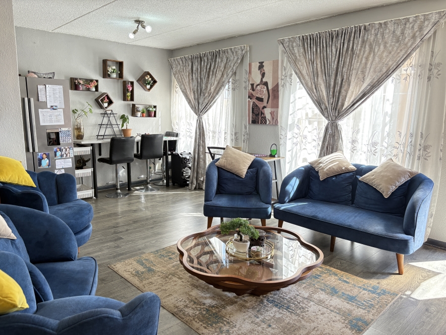 3 Bedroom Property for Sale in Radiokop Gauteng