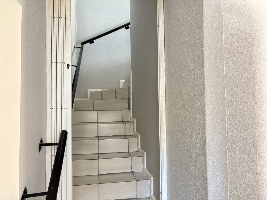 3 Bedroom Property for Sale in Radiokop Gauteng