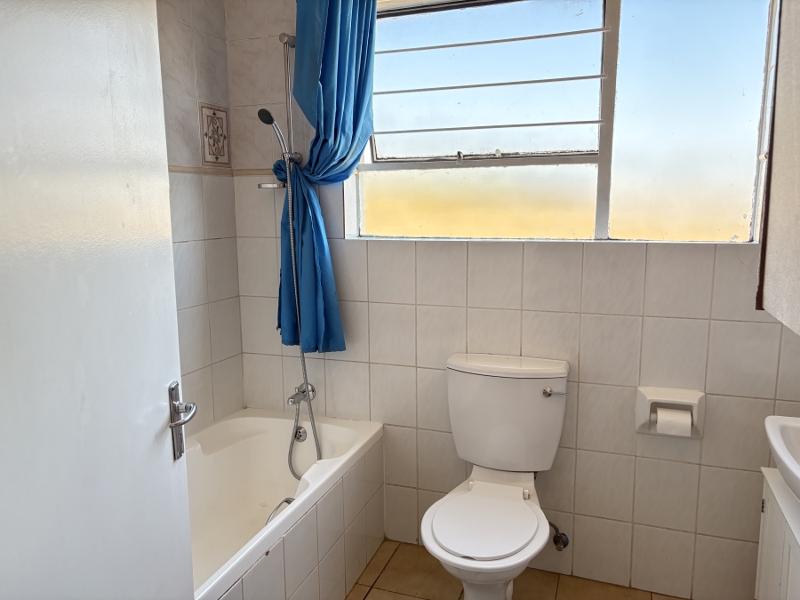 3 Bedroom Property for Sale in Radiokop Gauteng
