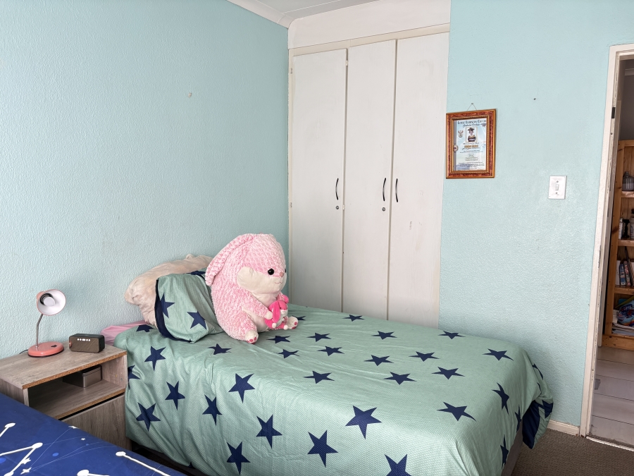 3 Bedroom Property for Sale in Radiokop Gauteng