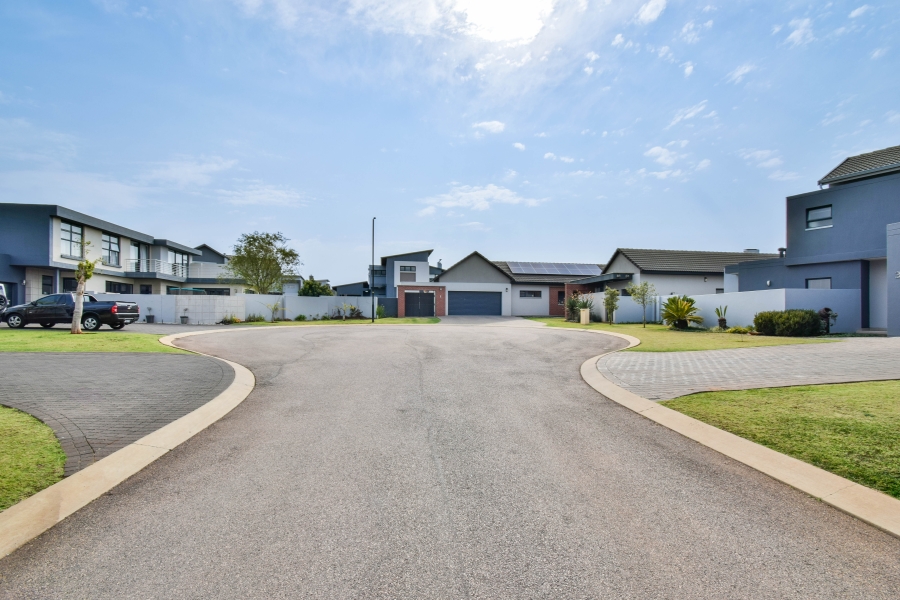 3 Bedroom Property for Sale in Midstream Meadows Gauteng