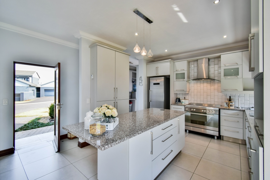 3 Bedroom Property for Sale in Midstream Meadows Gauteng