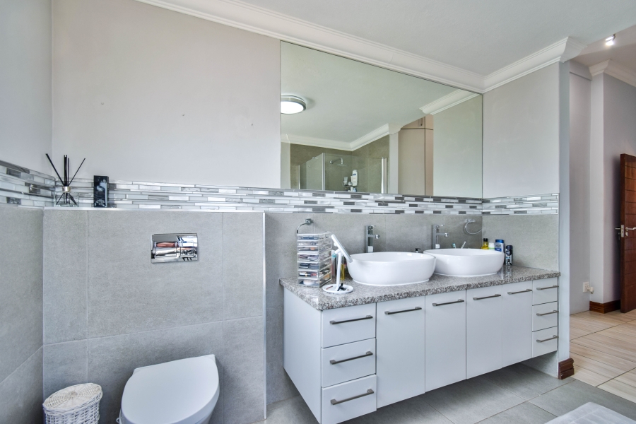 3 Bedroom Property for Sale in Midstream Meadows Gauteng