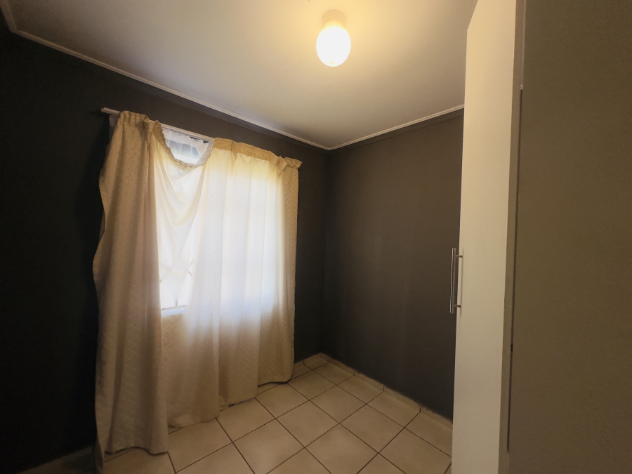 3 Bedroom Property for Sale in Pollak Park Gauteng