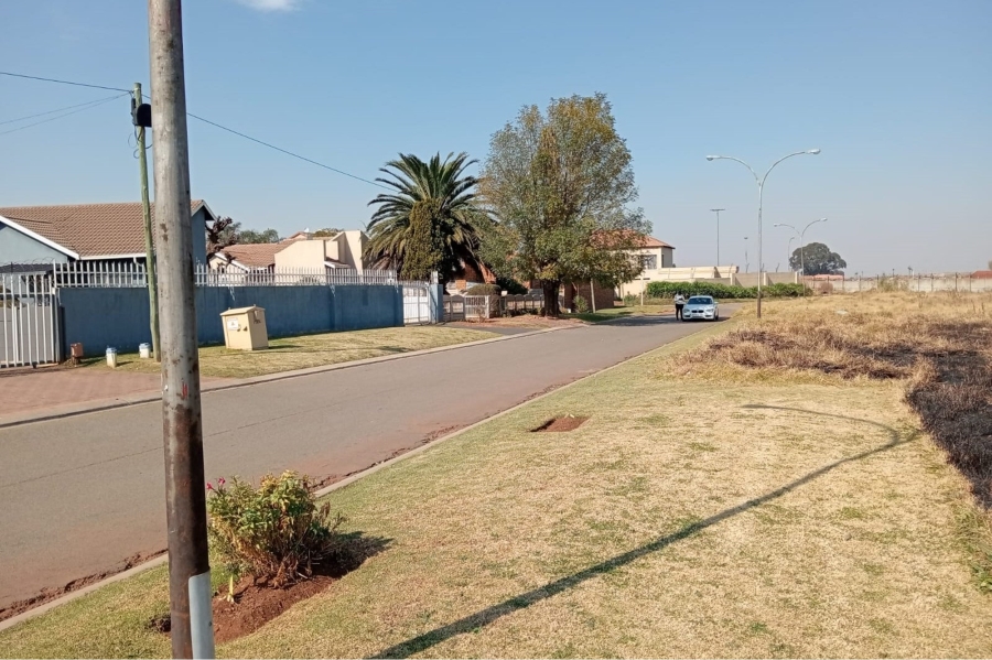 0 Bedroom Property for Sale in Actonville Gauteng
