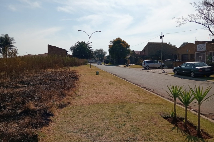0 Bedroom Property for Sale in Actonville Gauteng