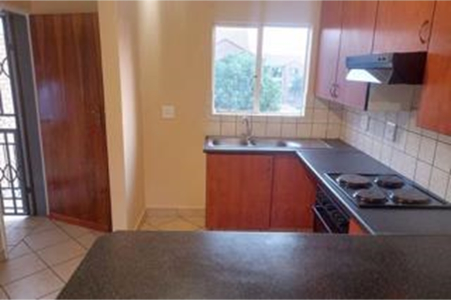 2 Bedroom Property for Sale in Vorna Valley Gauteng