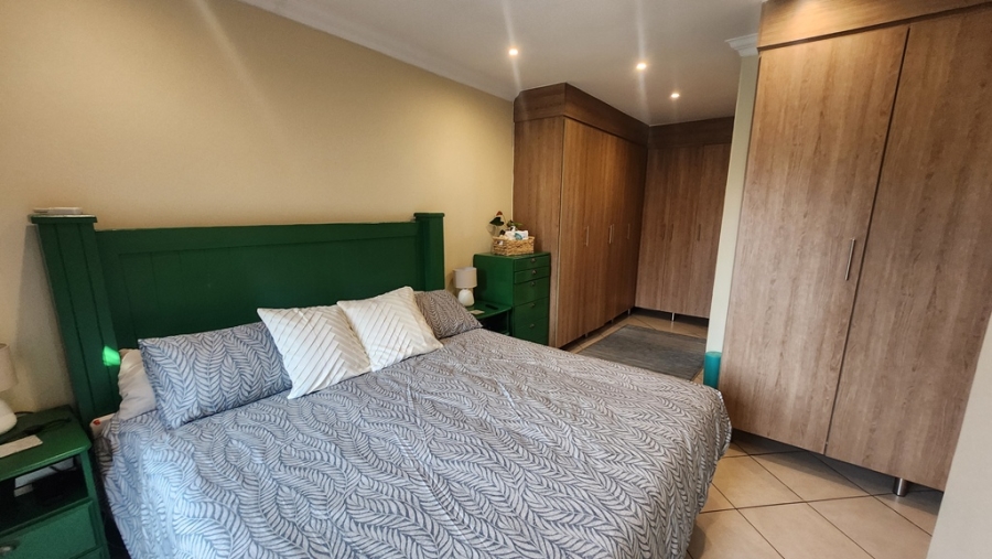 3 Bedroom Property for Sale in Monavoni Gauteng