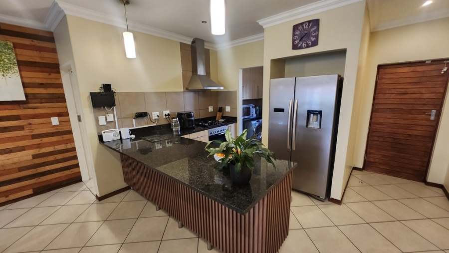 3 Bedroom Property for Sale in Monavoni Gauteng
