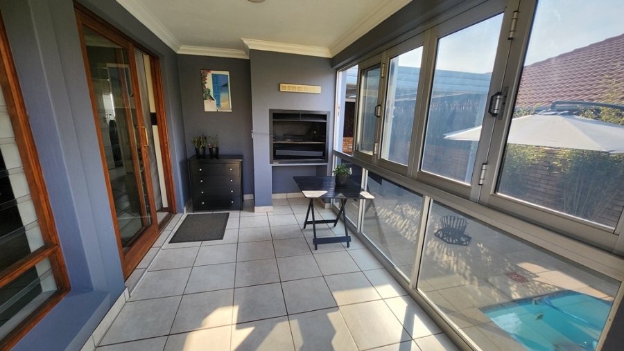 3 Bedroom Property for Sale in Monavoni Gauteng