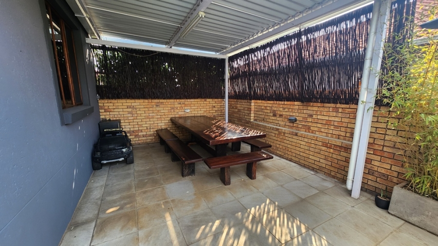 3 Bedroom Property for Sale in Monavoni Gauteng