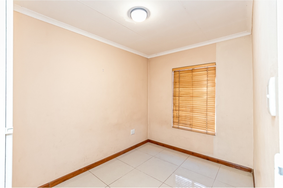 2 Bedroom Property for Sale in Eden Glen Gauteng