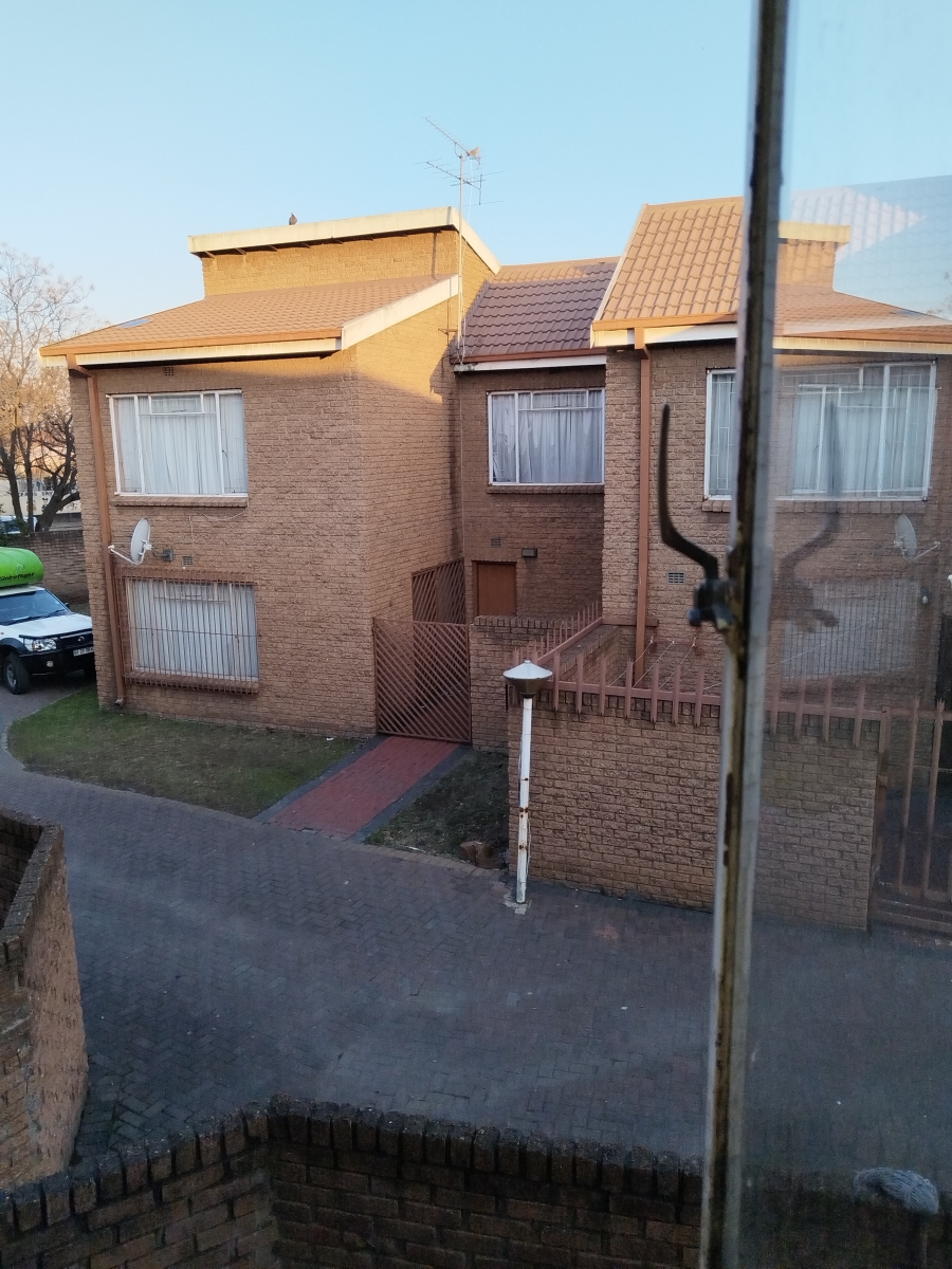 2 Bedroom Property for Sale in Vereeniging Gauteng