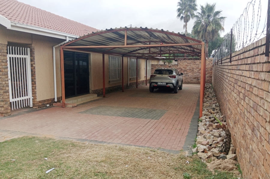 3 Bedroom Property for Sale in Booysens Gauteng